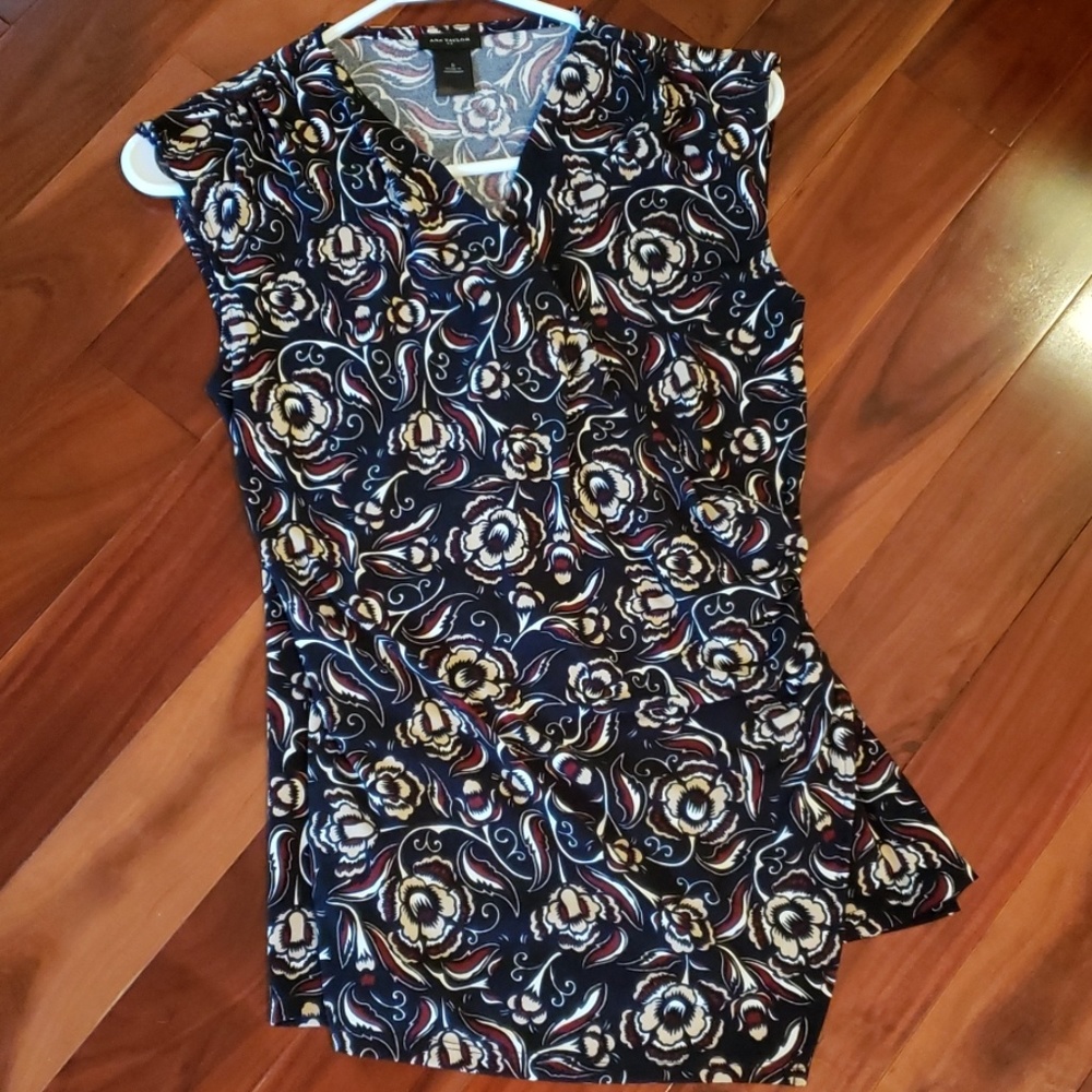 Sleeveless Ann Taylor blouse size small